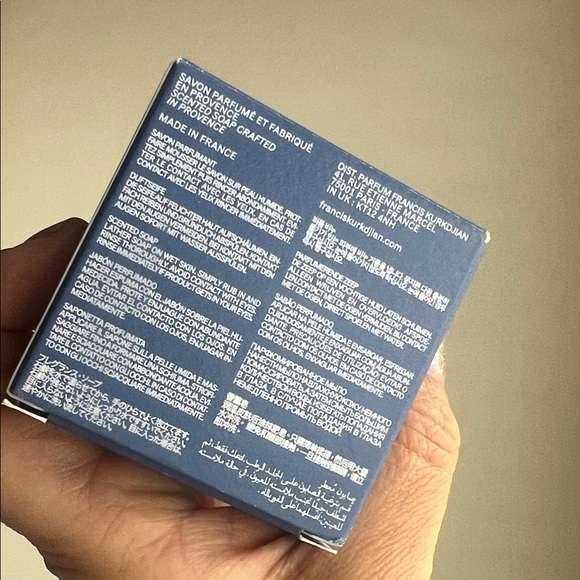 Maison Francis Kurkdjian 724 Scented Soap and Candle in Blue Packaging - Picture 8 of 10